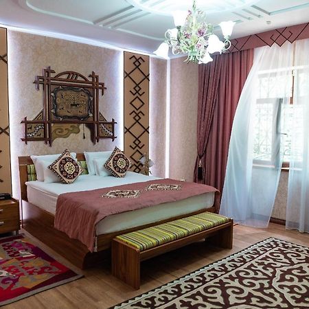 Gоlden Dragon Villa Hotel Бишкек Экстерьер фото