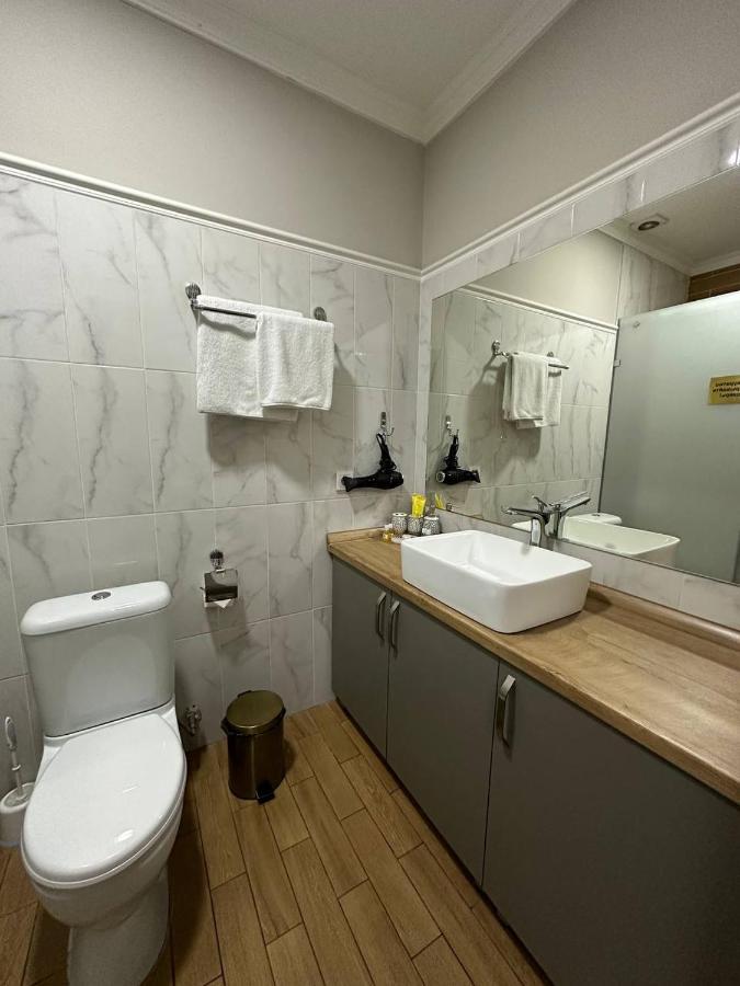 Gоlden Dragon Villa Hotel Бишкек Экстерьер фото