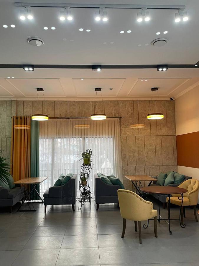 Gоlden Dragon Villa Hotel Бишкек Экстерьер фото