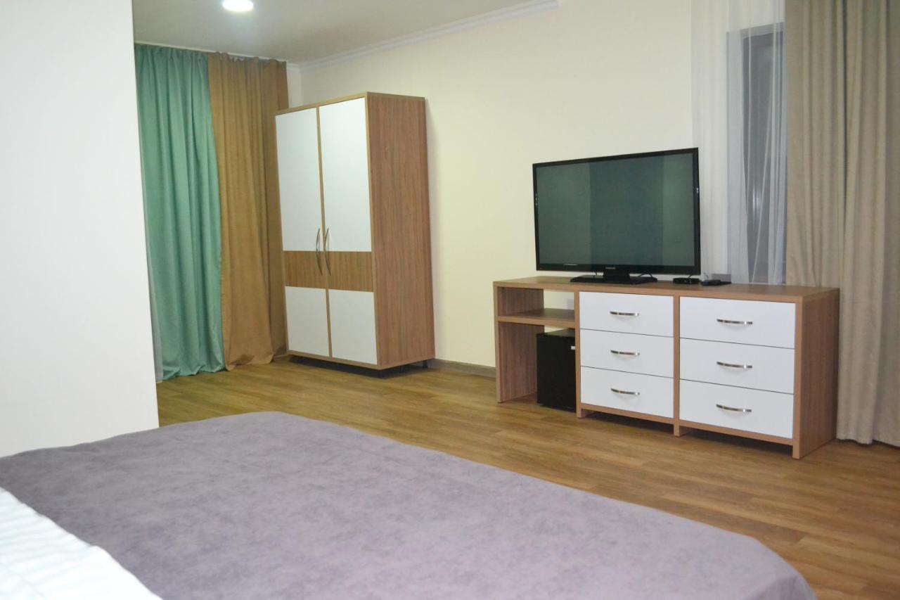 Gоlden Dragon Villa Hotel Бишкек Экстерьер фото